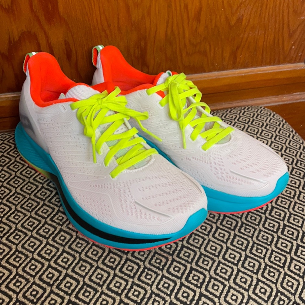 Saucony Endorphin “Shift” Running Shoe